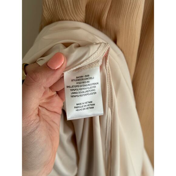 SACHIN & BABI Kayla Champagne Tie Neck Maxi Crinkle Dress Size 6 - Picture 8 of 9